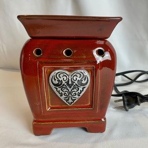 Scentsy Heartfelt Warmer
